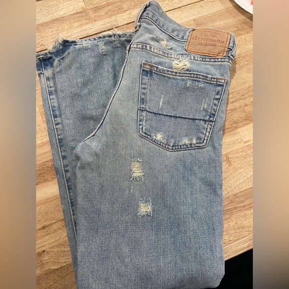 Abercrombie & Fitch Denim - Abercrombie and Fitch vintage original jeans. Women’s size 14 boot cut low rise.